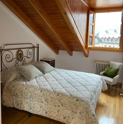 Cama o camas de una habitación en BPIRINEOS-Coronas