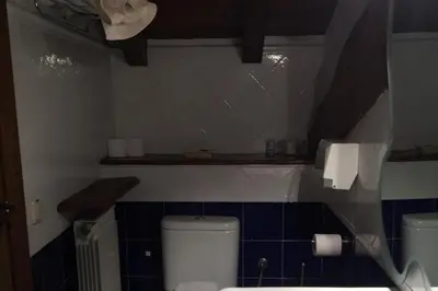 Un baño de MAITETXU HABITACION