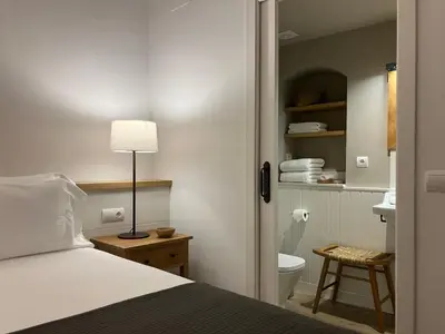 Un baño de L' Alzina