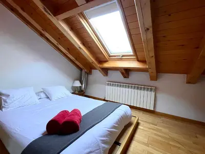Cama o camas de una habitación en Ca La Rougvie - L'Amfitriona