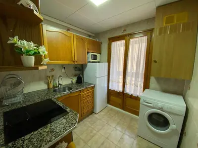 Una cocina o zona de cocina en Sant Jordi 2