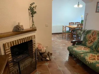 Zona de estar de Vive la vida rural: Alojamiento en Les Piles. NIU RURAL, S.L.