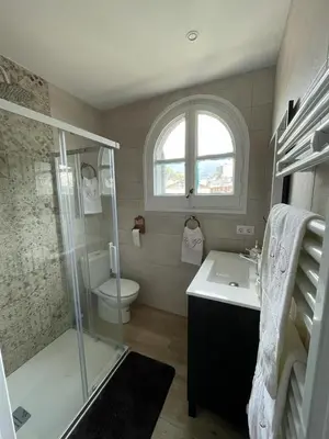 Un baño de Racó del Pirineu