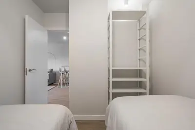 Cama o camas de una habitación en LUA