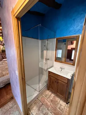 Un baño de Casa Rural La Cuca