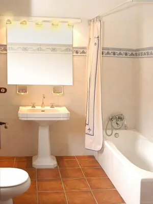 Un baño de Casa Rural Lenco