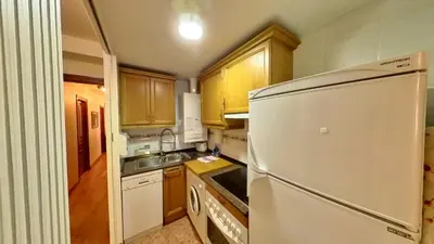 Una cocina o zona de cocina en El Llano de Escarrilla - tucasaenlospirineos
