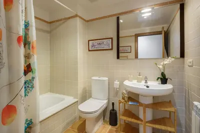 Un baño de SERENDIPITY BADAGUAS