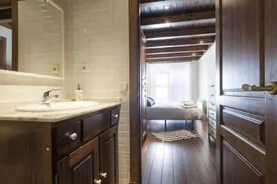 Un baño de Luderna - Apartamento Val de Ruda A10 Gerber