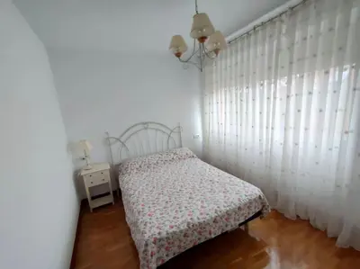 Cama o camas de una habitación en Casa amplia y luminosa cerca de Pamplona - Izarren Etxea