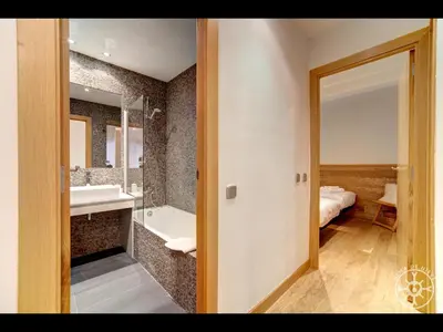Un baño de ETH PAUM de Alma de Nieve