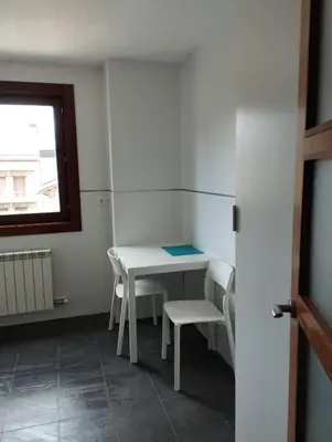 Plano de VUT-HU-22-247 Fabuloso Apartamento con vistas a la montaña El Abedul Luga 23 Castiello de Jaca
