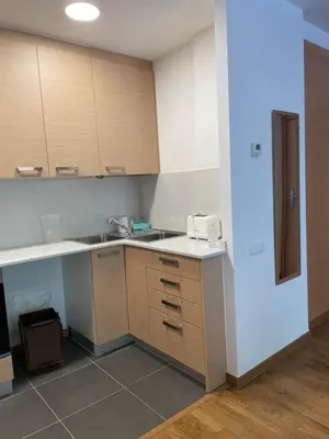 Una cocina o zona de cocina en Precioso cálido apartamento en Sort con terraza