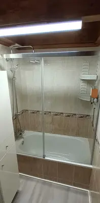 Un baño de El Ático Nuevo en el centro con ascensor, garaje, aire acondicionado y WiFi