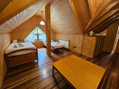 Cama o camas de una habitación en CASA RURAL PICO ASPE