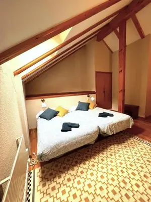 Cama o camas de una habitación en Arriel 28:24