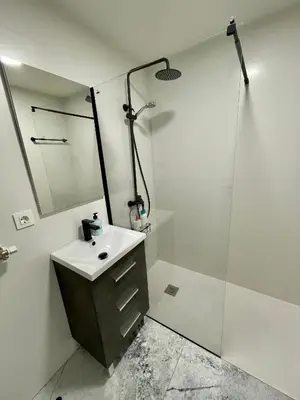 Un baño de VTZ El Balcón de Calixto