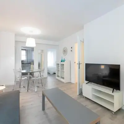 Apartamento al lado de la Romareda