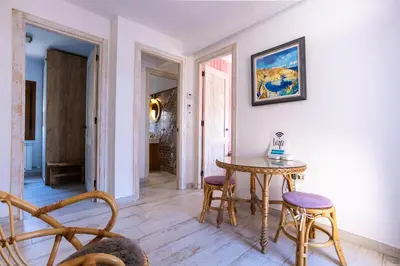 Zona de estar de Paradis del Pont, Gualter