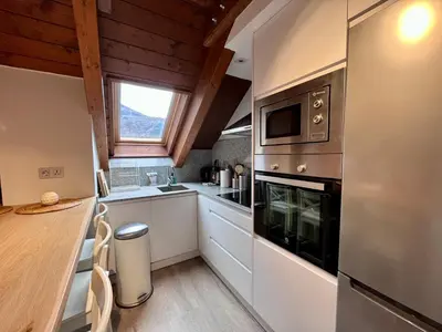 Una cocina o zona de cocina en BPIRINEOS-Aigualluts
