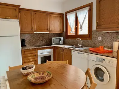 Una cocina o zona de cocina en BPIRINEOS-Albares