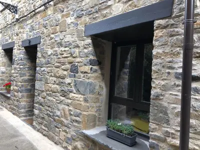 Edificio en el que se encuentra la casa o chalet