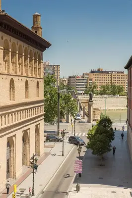 El barrio de los alrededores o un barrio cerca de este hotel