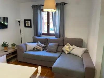Zona de estar de ACOGEDOR PISO EN SORT CON PISCINA
