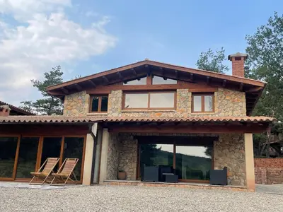 Edificio en el que se encuentra el chalet de montaña