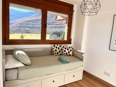 Plano de Fantástico apartamento con vistas en Esterri
