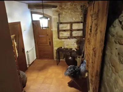 Plano de LES LLÚDRIGUES Casa Loft con aire ac y terraza