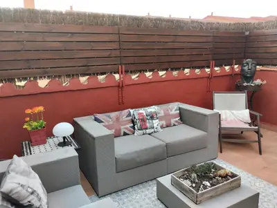 Zona de estar de LES LLÚDRIGUES Casa Loft con aire ac y terraza