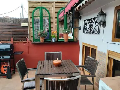 Plano de LES LLÚDRIGUES Casa Loft con aire ac y terraza