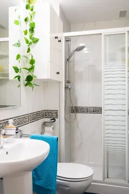 Un baño de Avda Pamplona Hospitales Universidad