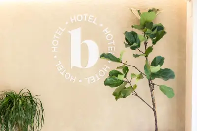 Certificado, premio, señal o documento que está expuesto en Hotel Burlada
