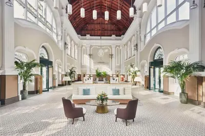 Zona de estar de Canfranc Estación, a Royal Hideaway Hotel - Gran Lujo