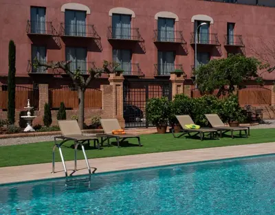 Piscina en o cerca de Sant Jordi