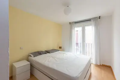 Cama o camas de una habitación en TEM - Apartamento muy céntrico, zona de MARCHA, 3º sin ascensor
