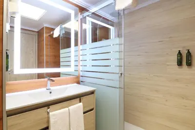 Un baño de Hotel Blu Aran