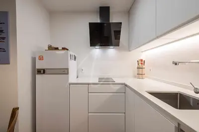 Una cocina o zona de cocina en Bonaigua 007 by SeaMount Rentals