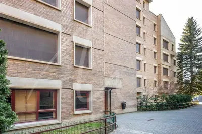 Edificio en el que se encuentra el apartamento
