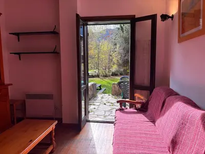 Zona de estar de Planta baja con piscina y barbacoa- La experiencia perfecta - Herbasabina 1