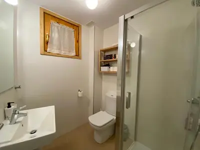Un baño de Apartamento Casa Francho 2