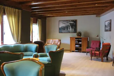 Zona de estar de SNÖ Hotel Bielsa