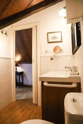 Un baño de Casa Marco - esenciaaragon- Ático dúplex al lado de las estaciones de esquí