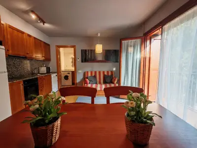 Una cocina o zona de cocina en Cómodo y equipado, ideal para tu estancia en la Vall de Boí - Erta 1