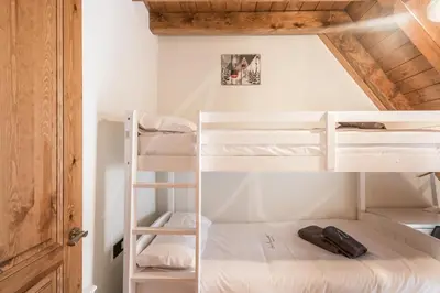 Cama o camas de una habitación en Casa Montjòia by SeaMount Rentals