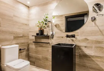 Un baño de Hotel Pamplona Plaza