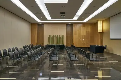Zona business o sala de conferencias en Vincci Zaragoza Zentro