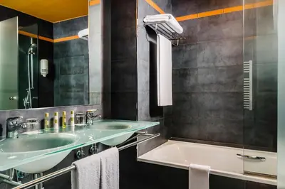 Un baño de Eurostars Reina Felicia